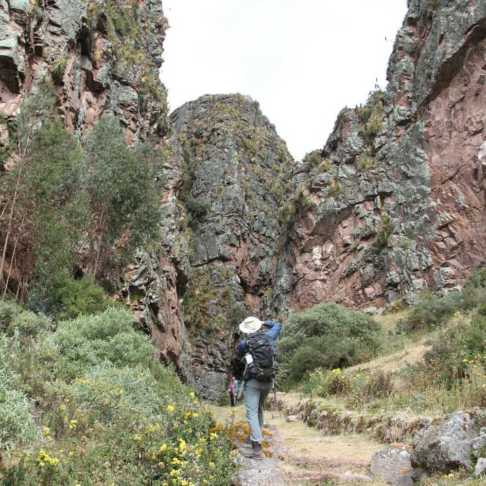 Huchuy Qosqo Trekking